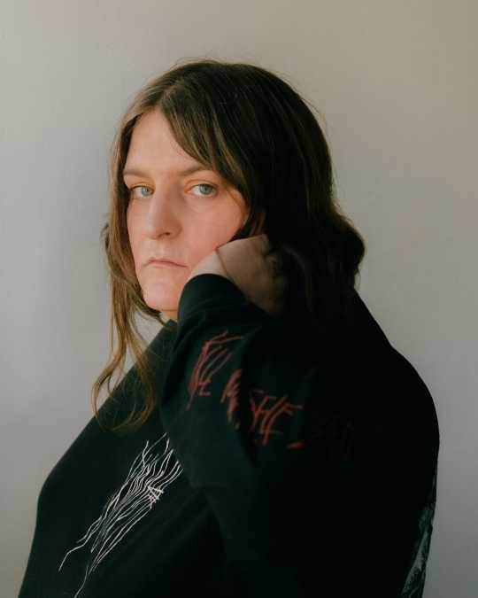 Ziúr releases new album 'Home'